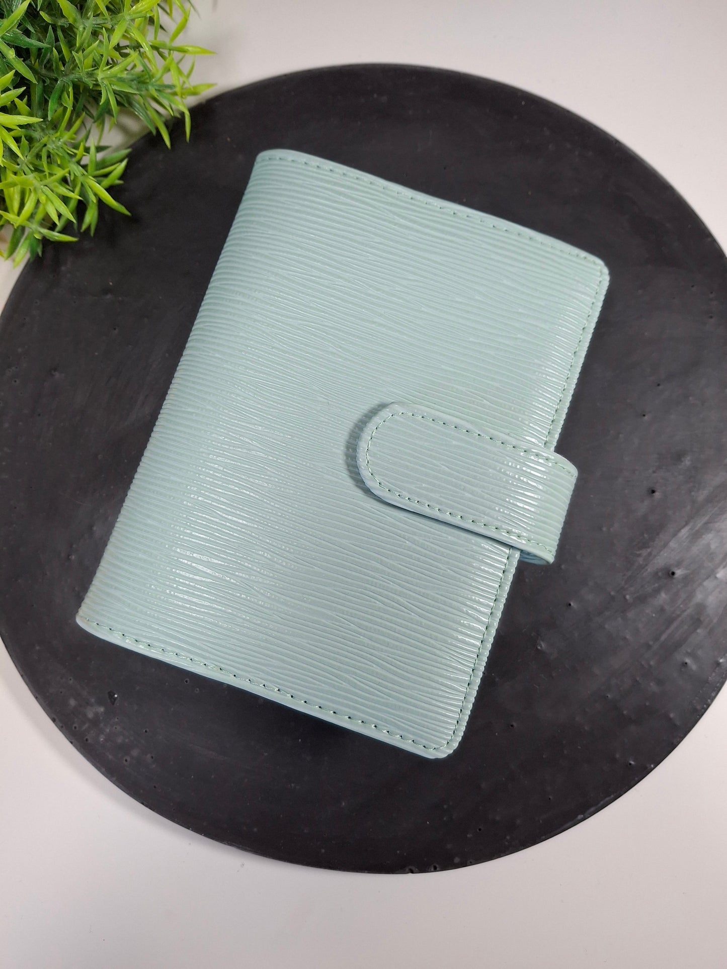 B Grade binders - various size and colour