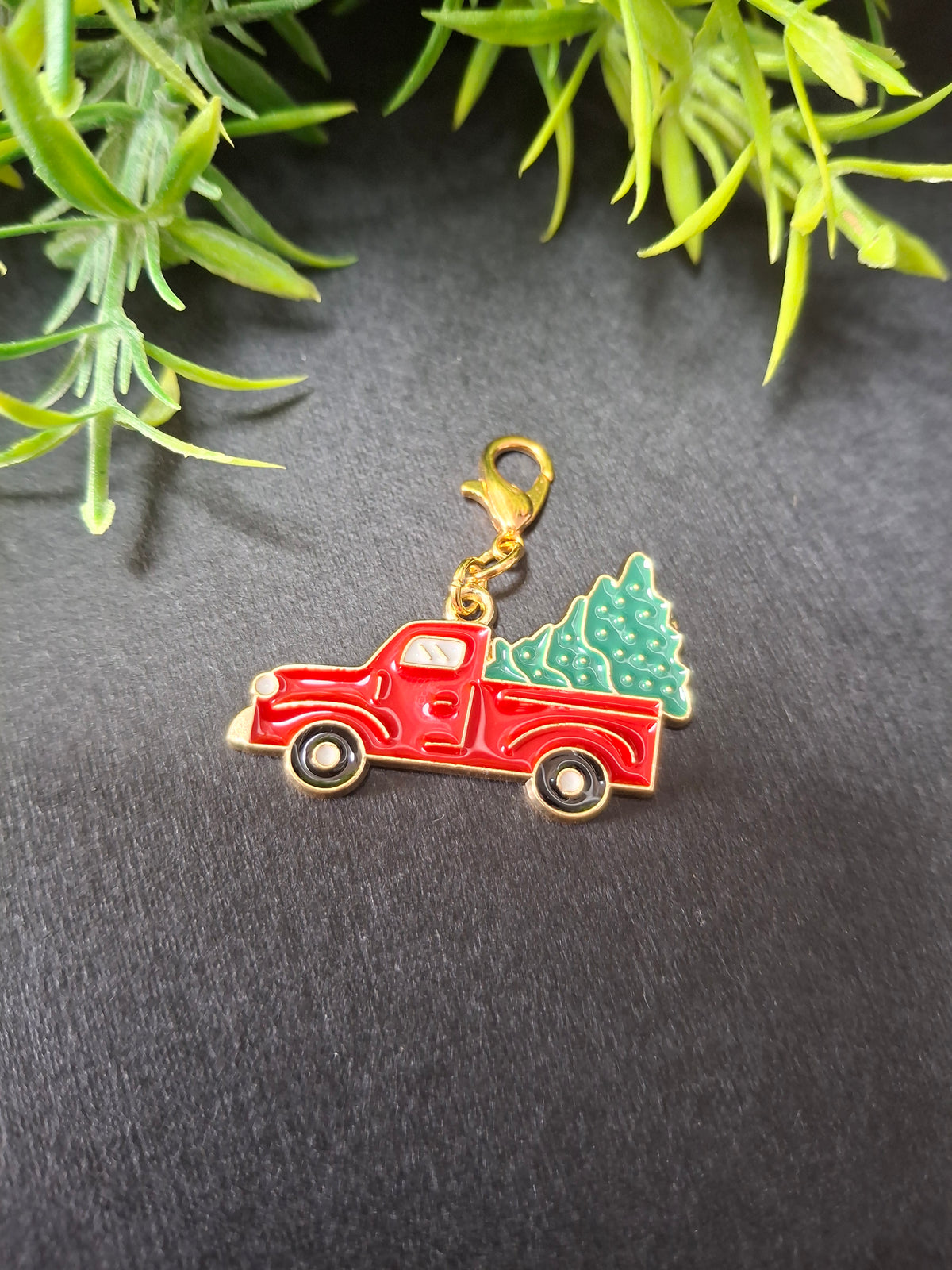 Little red truck Accessory